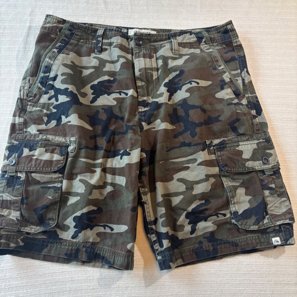 Quiksilver Mens Camo Cargo Shorts Green Brown Woodland Camouflage Size 34